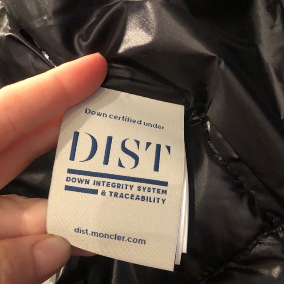 Moncler Puffer Jacket - Picture 8 of 11